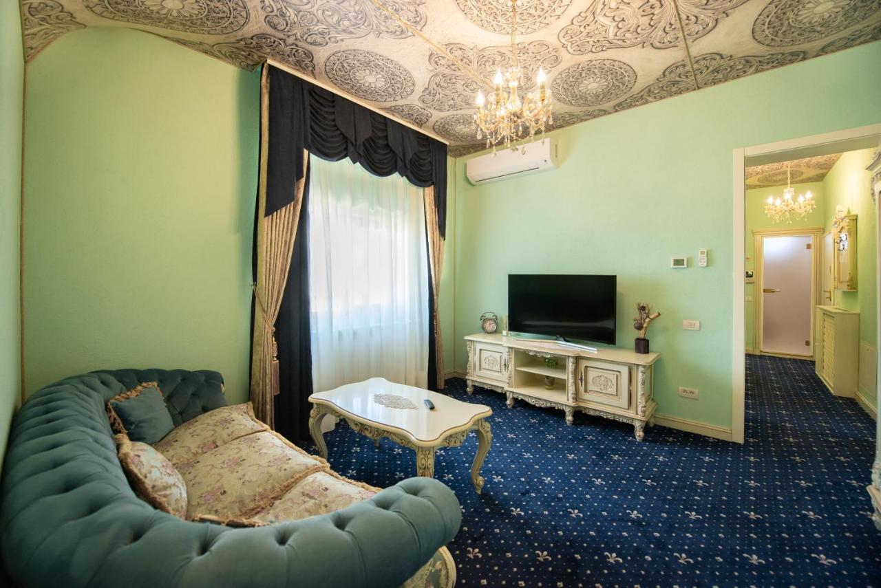 Jmr Royal -Luxury Rooms & Private Sauna Constanţa Exterior foto